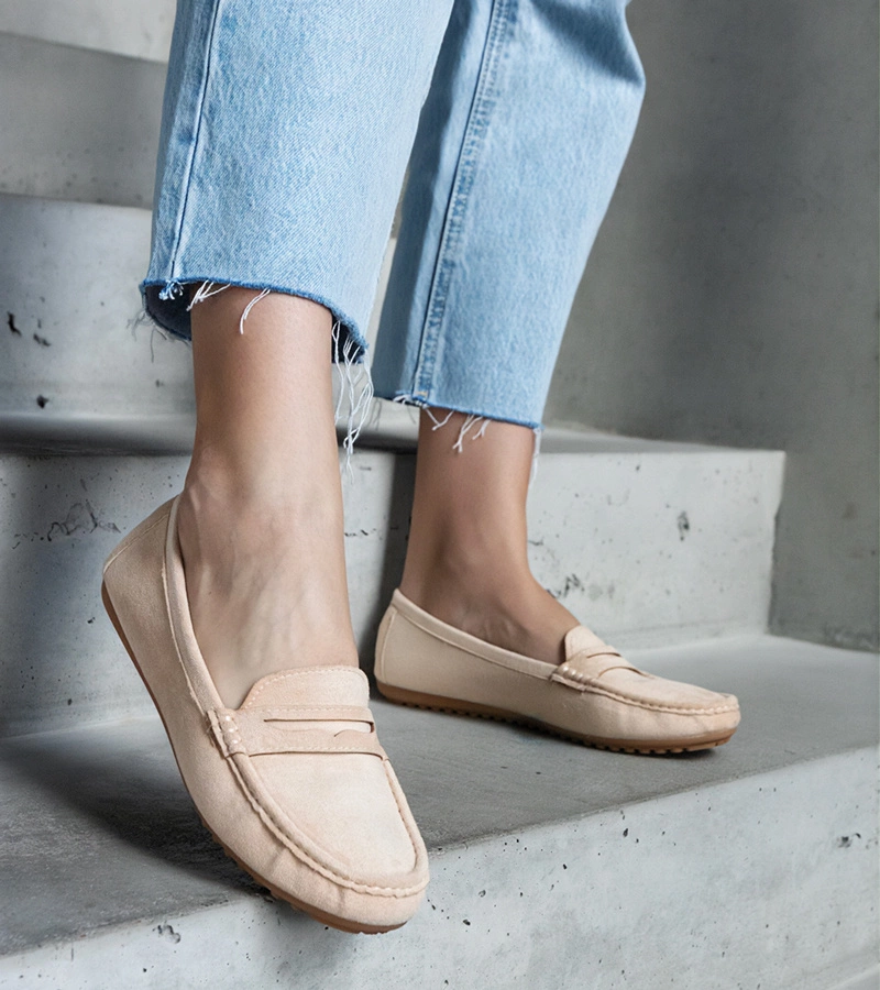 Beżowe mokasyny z eko-zamszu Cellarengo