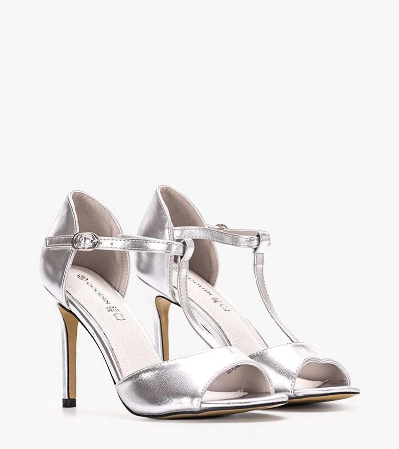 Srebrne sandały na szpilce Munger