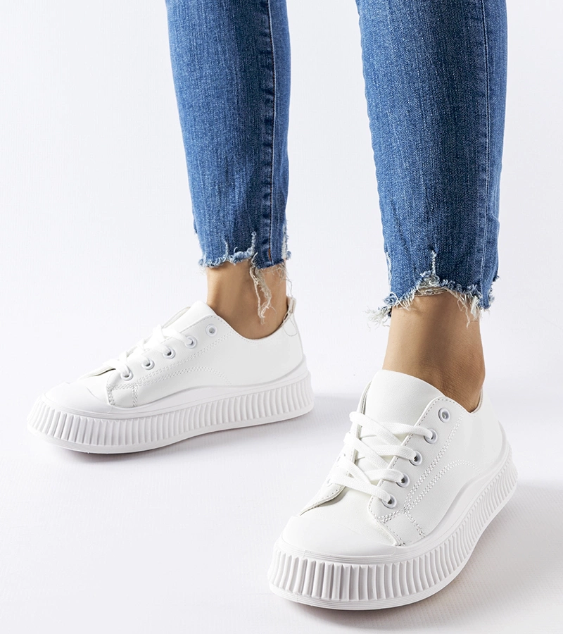 Białe trampki na platformie Erbezzo