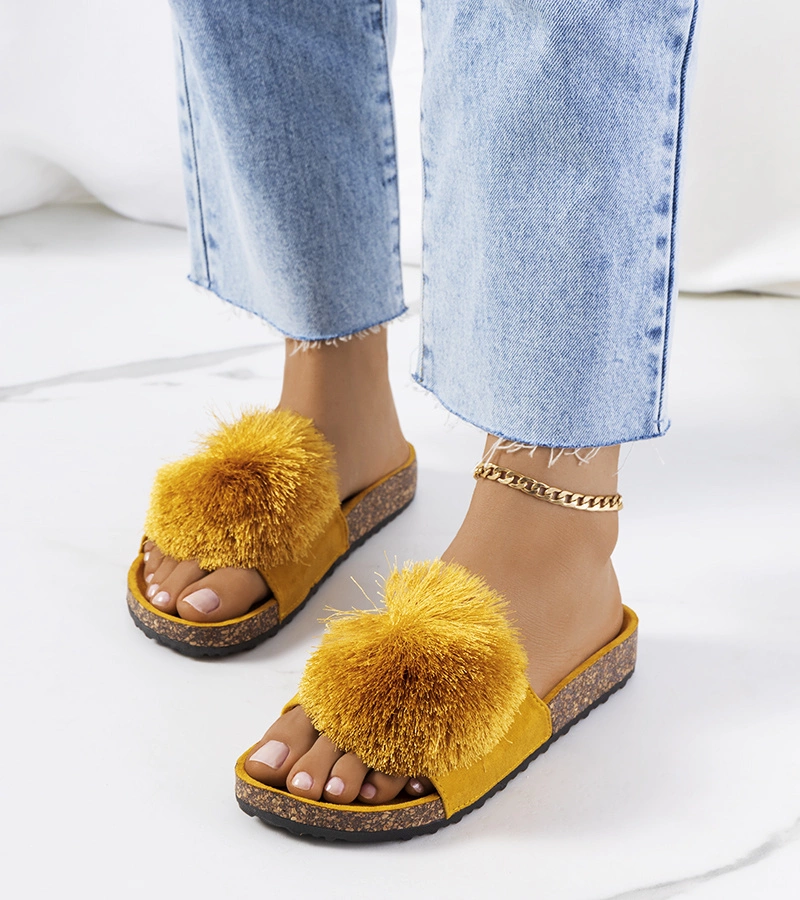 Żółte klapki na korkowej podeszwie Retta