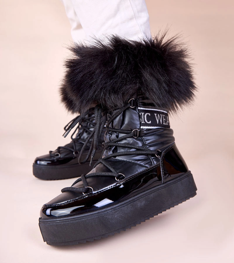 Czarne śniegowce wiązane z futerkiem Alison