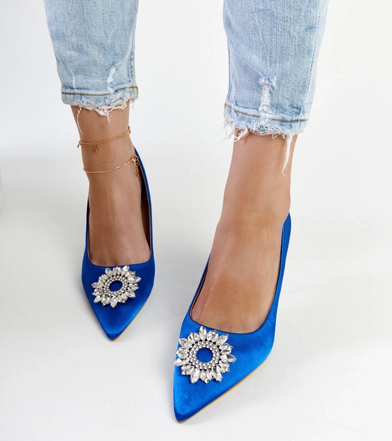 Niebieskie szpilki satynowe z cyrkoniami Susegana