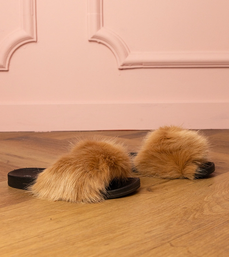 Brązowe klapki dziecięce z futerkiem Malinka