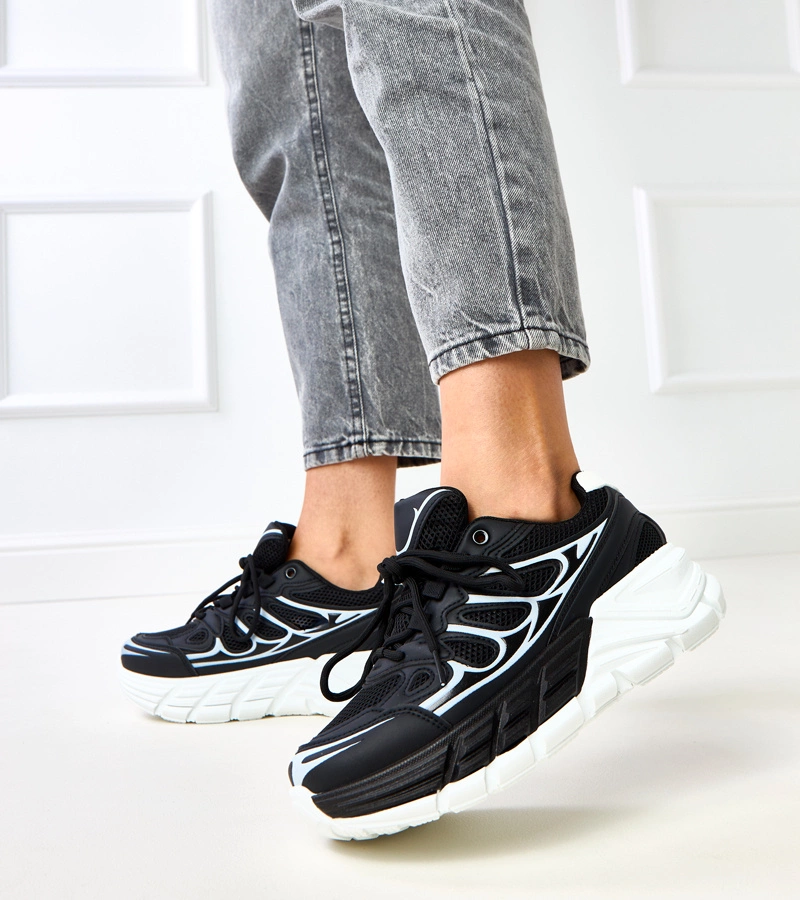 Czarne sneakersy na masywnej podeszwie Souza
