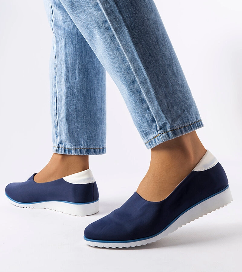 Granatowe elastyczne tenisówki Alfonsi