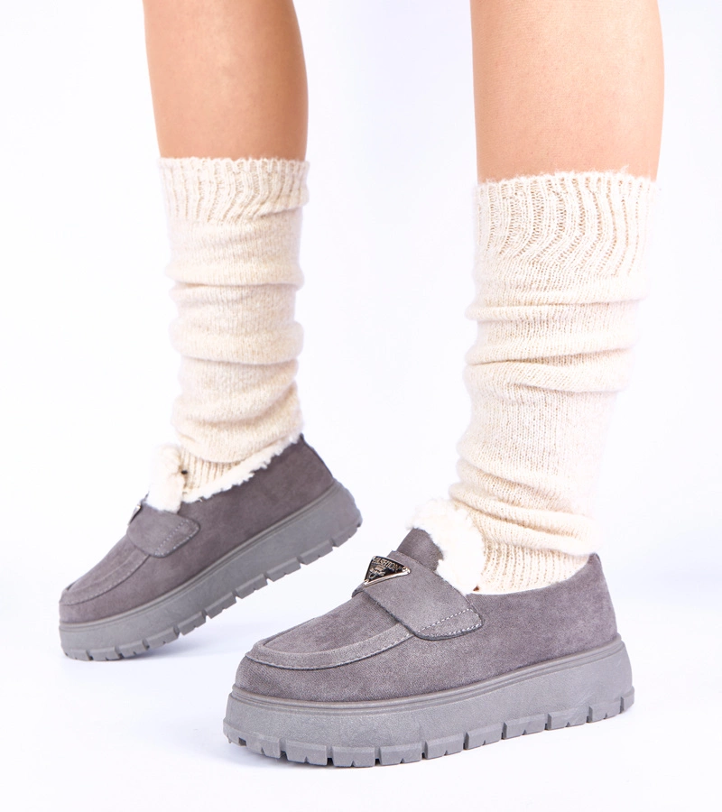 Szare mokasyny na platformie ocieplane futerkiem Kirby