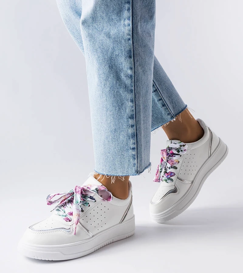 Białe sneakersy wiązane wstążką Pryor