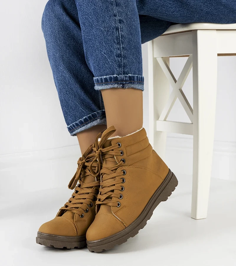 Beżowe botki ocieplane Wilkins