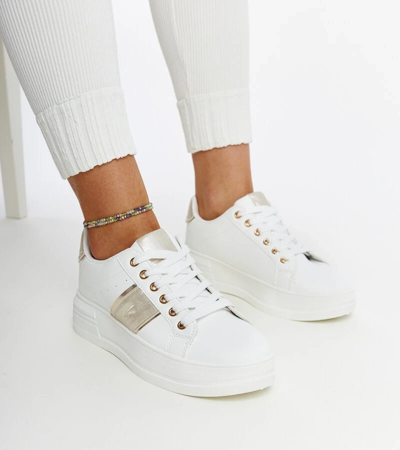 Biało-złote sneakersy na grubszej podeszwie Finestra