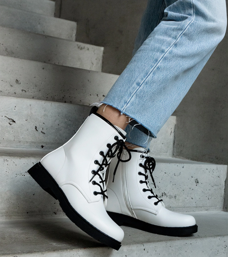 Białe ocieplane botki workery eko skóra Veri