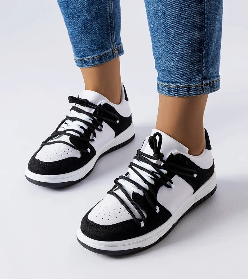 Czarne sneakersy z łączonych materiałów Hila