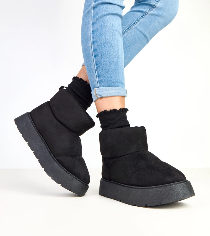 Czarne ocieplane śniegowce na platformie Ribeiro