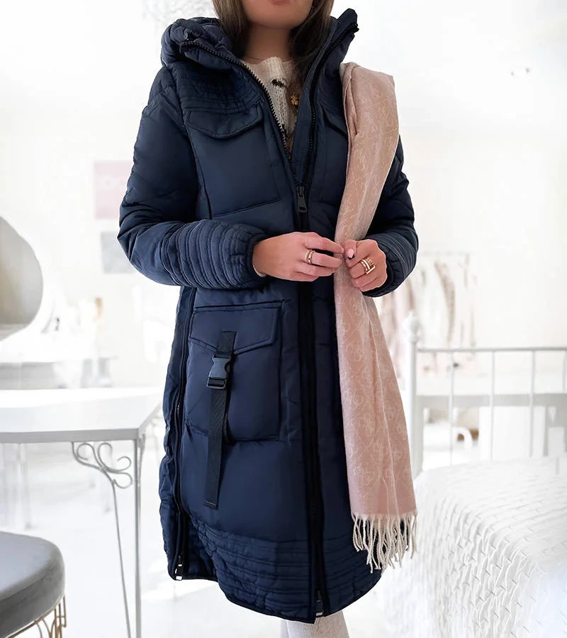 Granatowy pikowany płaszcz Averie