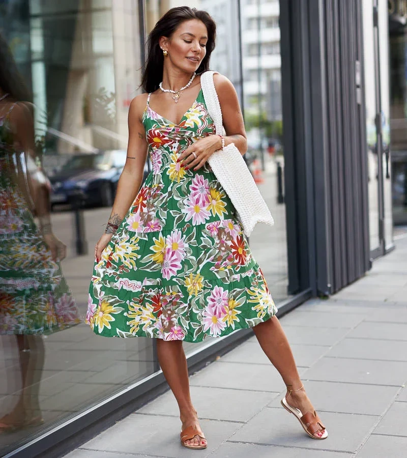 Zielona sukienka mini w kwiaty Brugnetto