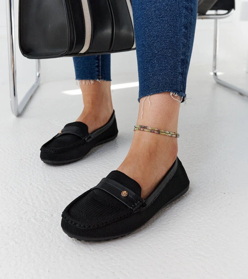 Czarne materiałowe mokasyny Fombio