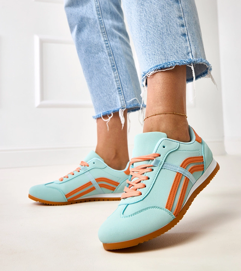 Niebieskie sneakersy z pomarańczową wstawką Dahia