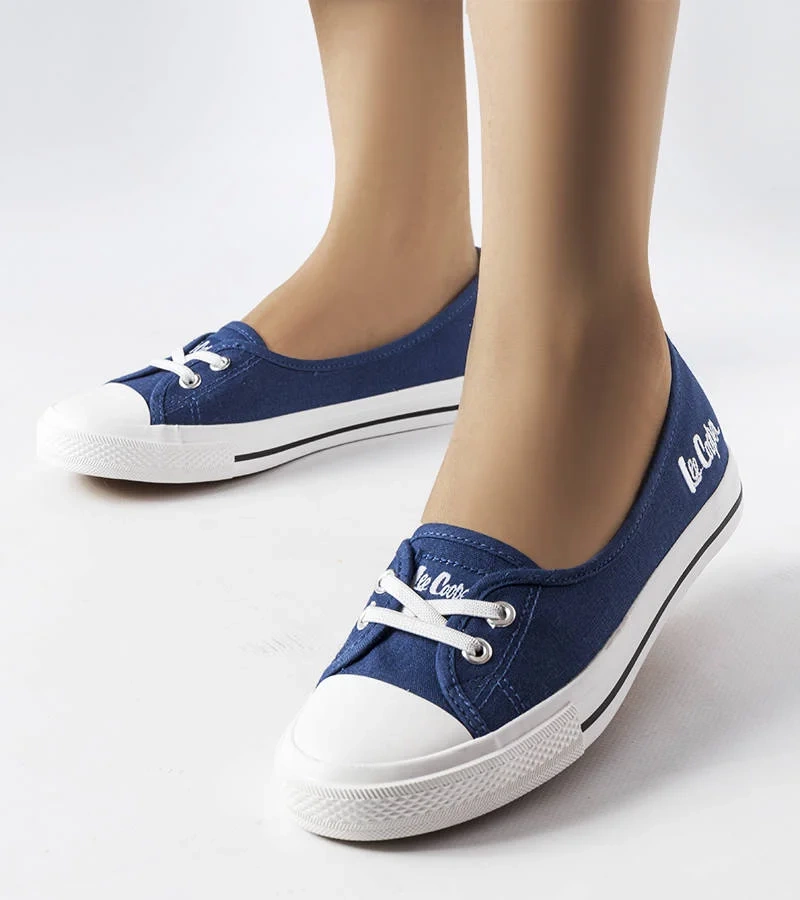 Granatowe tenisówki Lee Cooper LCW-23-31-1789L