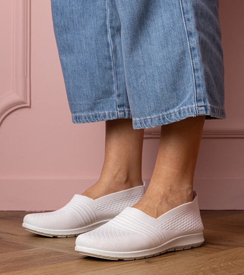 Białe damskie tenisówki Makana