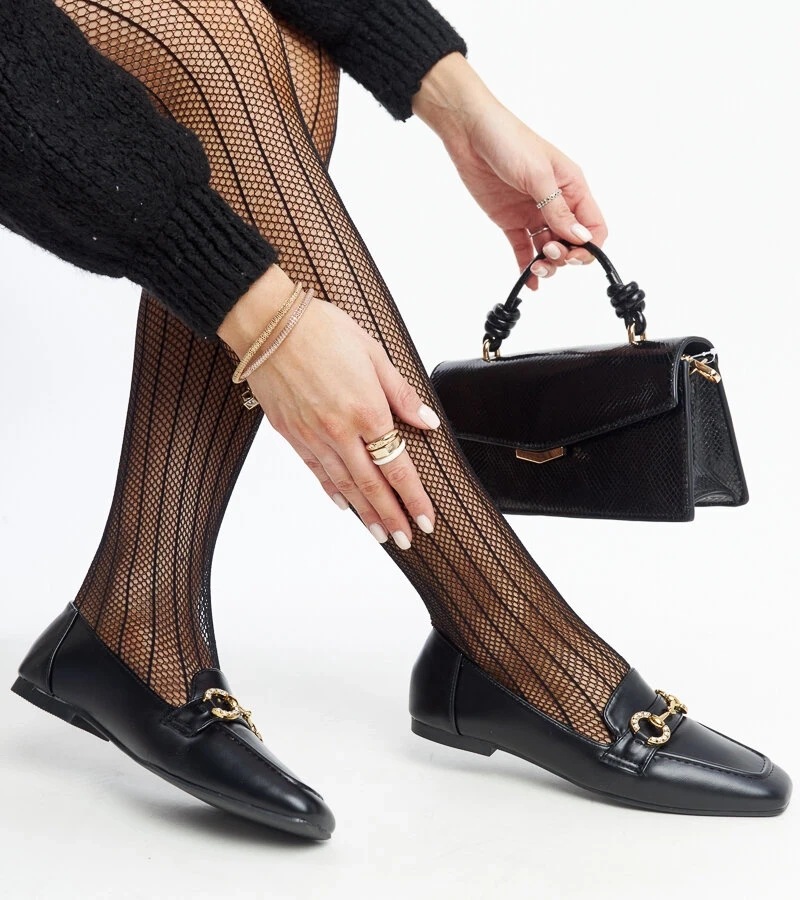 Czarne mokasyny z klamerką Areebah