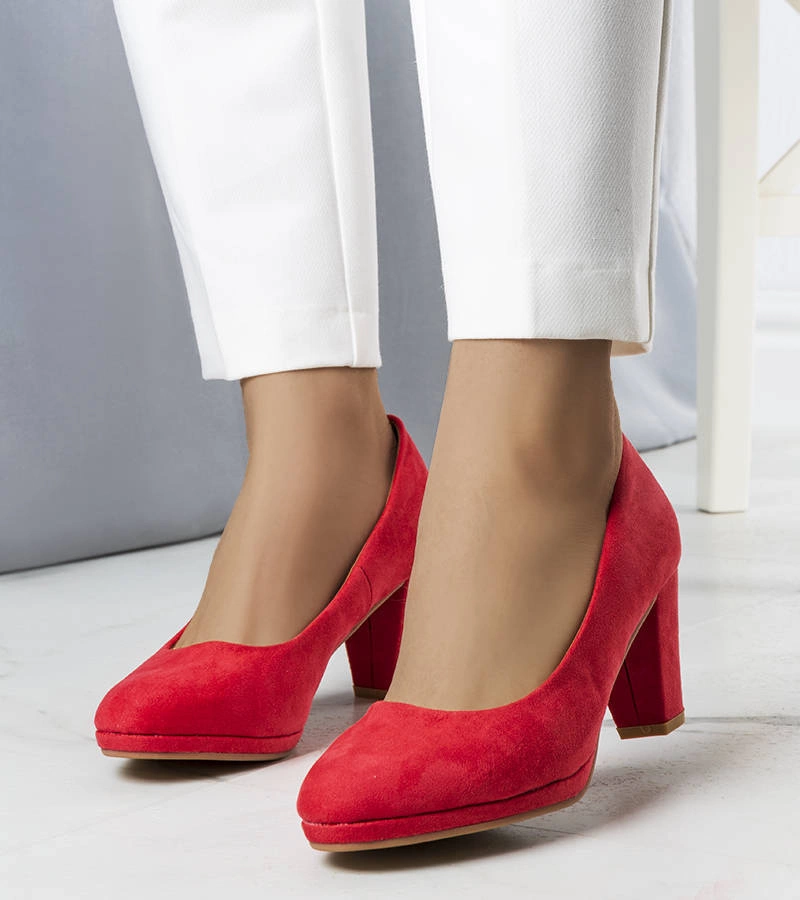 Czerwone czółenka na obcasie Lauris