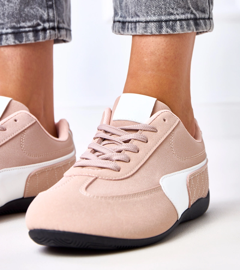 Różowe sneakersy z białym akcentem Manaar