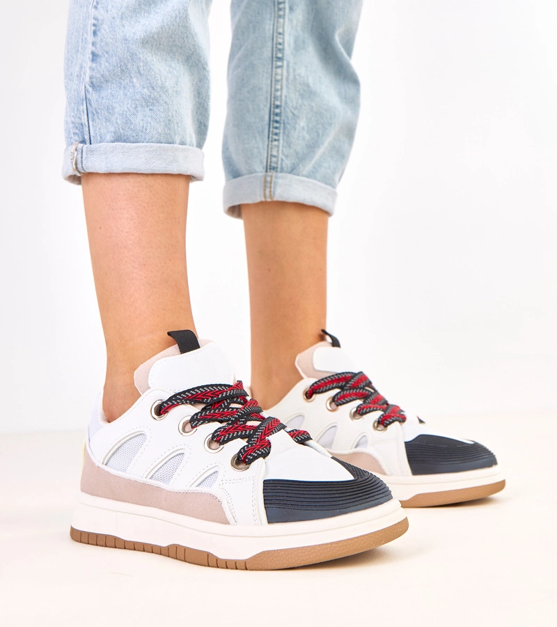 Czarne sneakersy z grubymi sznurówkami Neolis