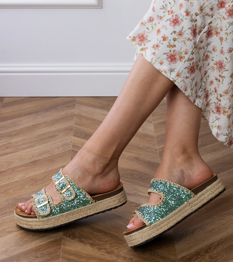 Zielone klapki espadryle brokatowe z klamerkami Induri