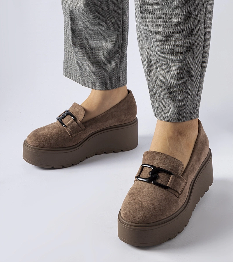 Brązowe mokasyny na platformie Medical