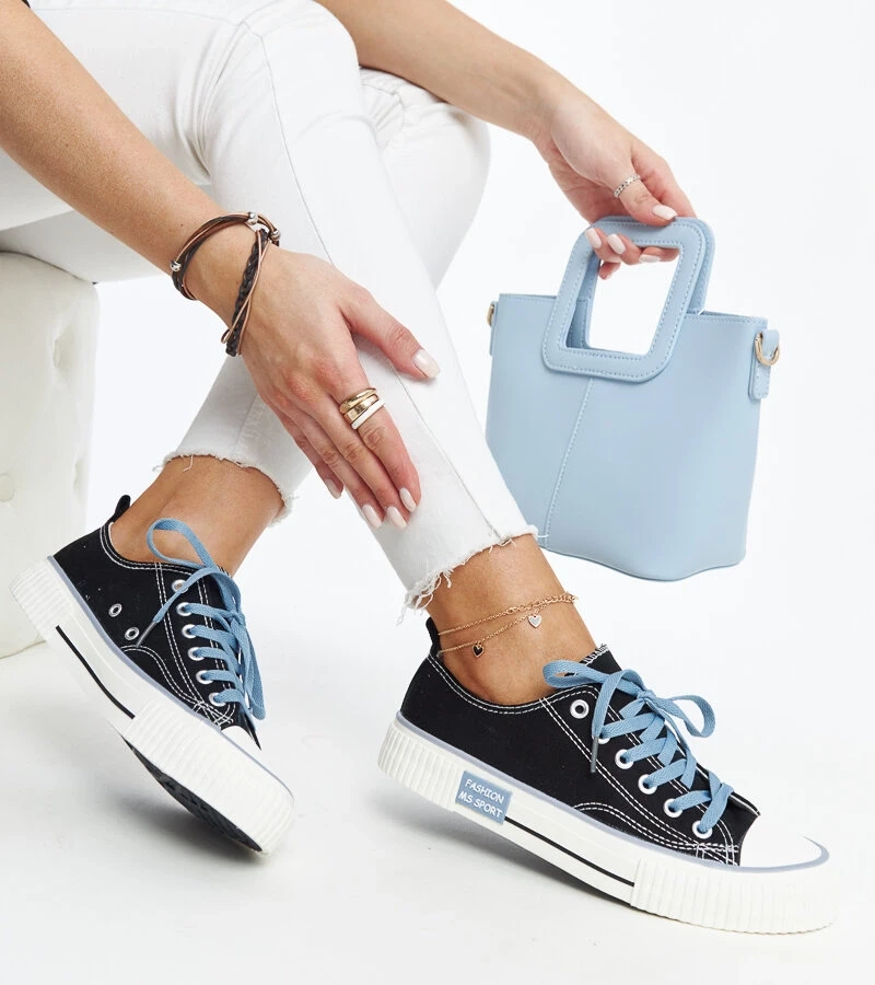 Czarne trampki z kolorową sznurówką Jadranka