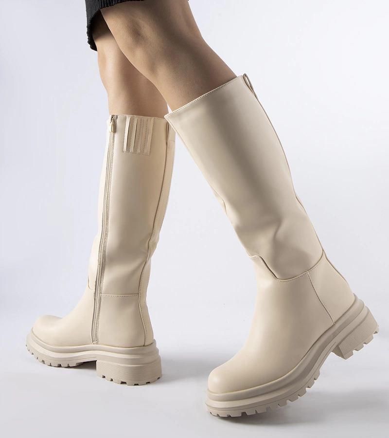 Beżowe ocieplane gładkie kozaki Prisco