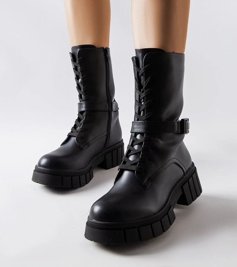 Czarne sznurowane botki-workery Rive