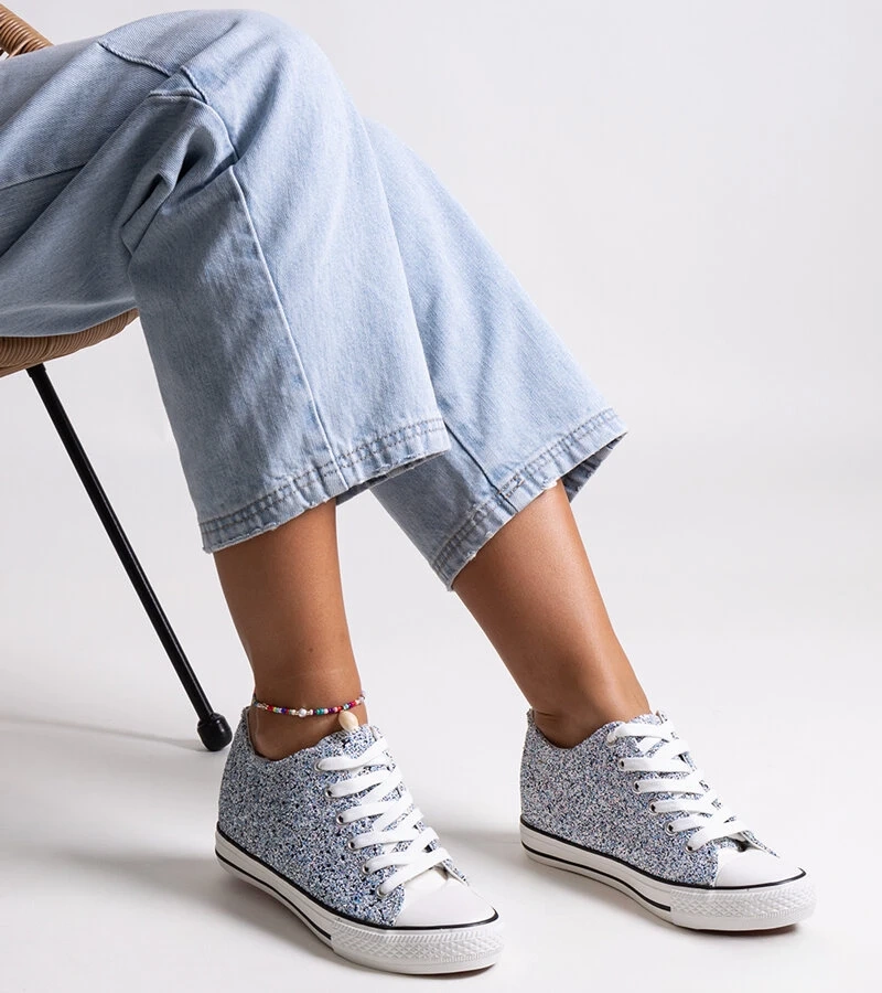 Niebieskie błyszczące wysokie trampki Jadwa