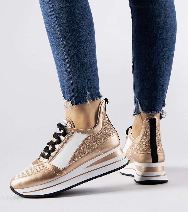 Złote brokatowe sneakersy na platformie Marce