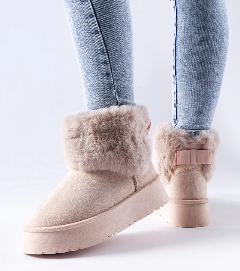 Różowe śniegowce zdobione futerkiem Adelfia