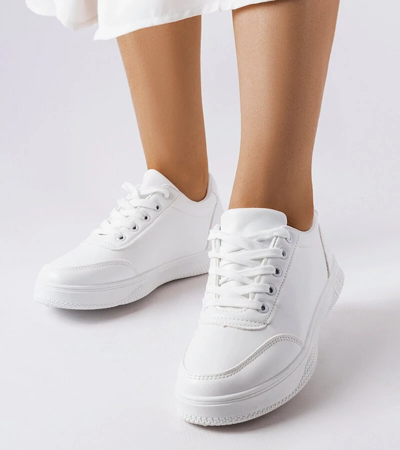 Białe sportowe sneakersy Donato