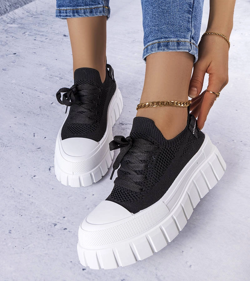 Czarne trampki na platformie Dubeau