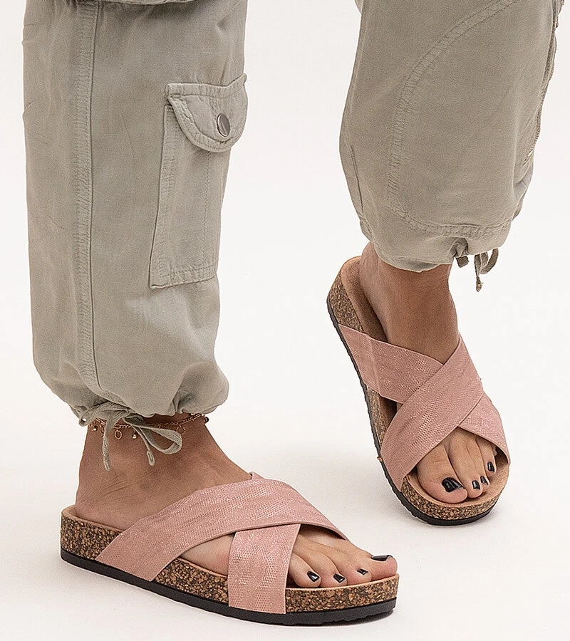 Kapki na korkowej podeszwie z połyskiem Ribera