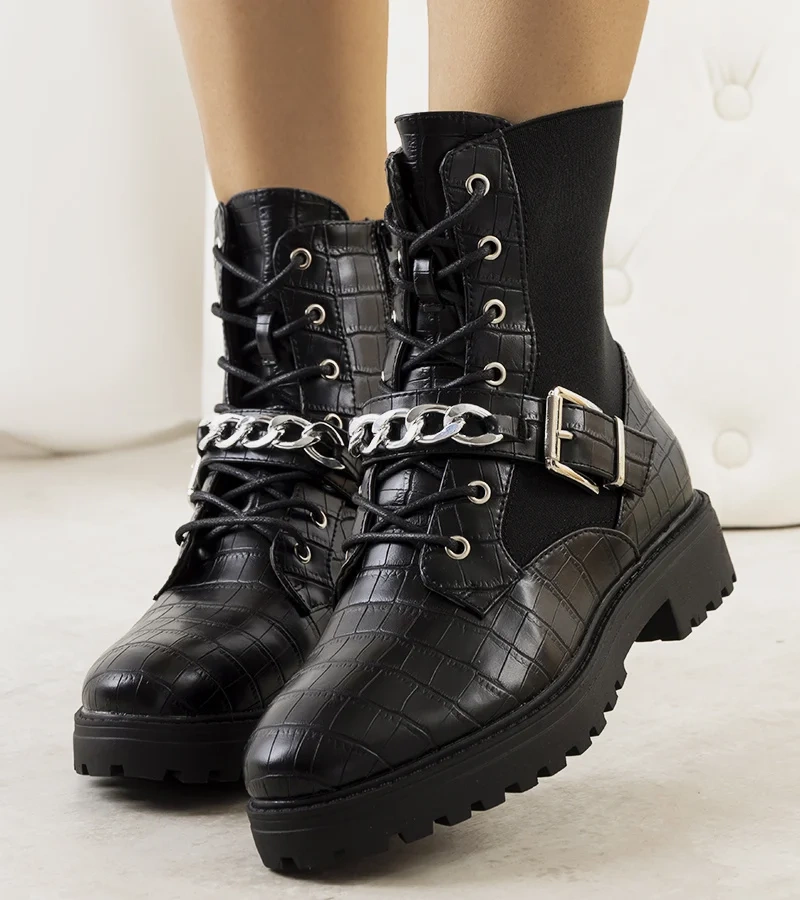 Czarne traperki Magana