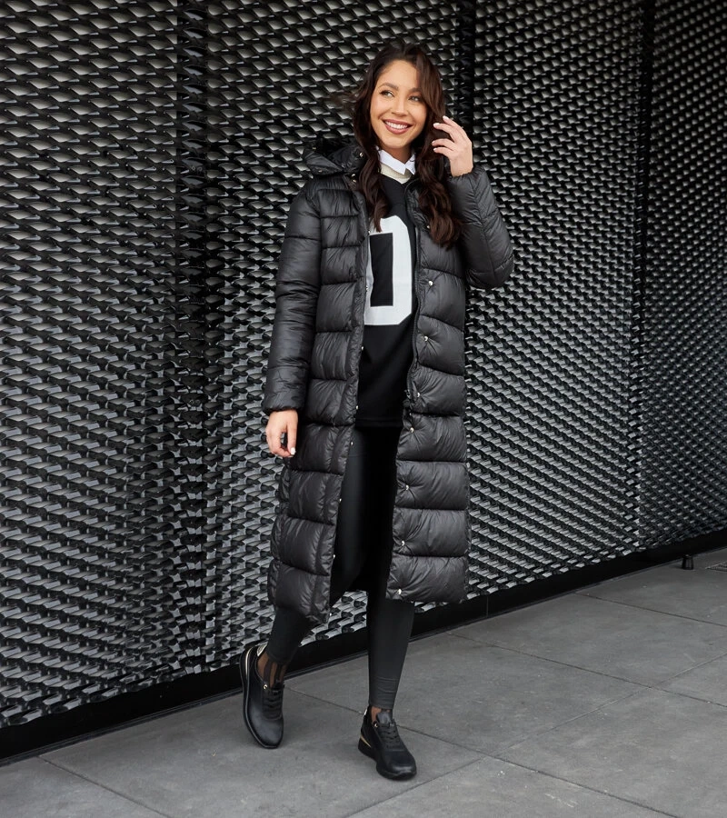 Czarny płaszczyk z odpinanym dołem Eduardo