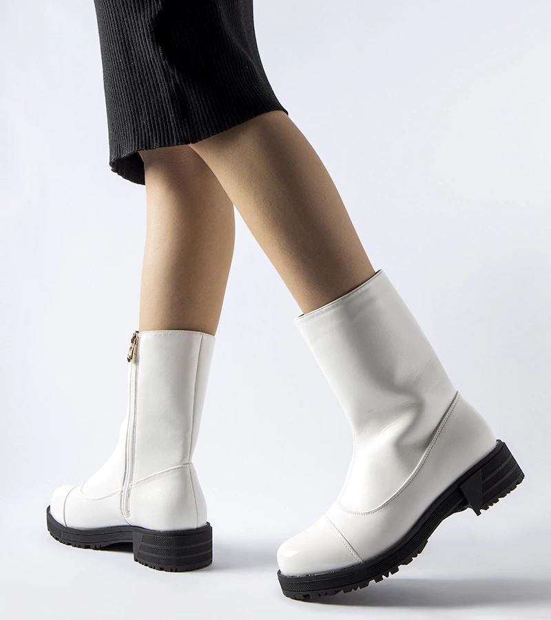 Białe ocieplane klasyczne botki Monsanpolo