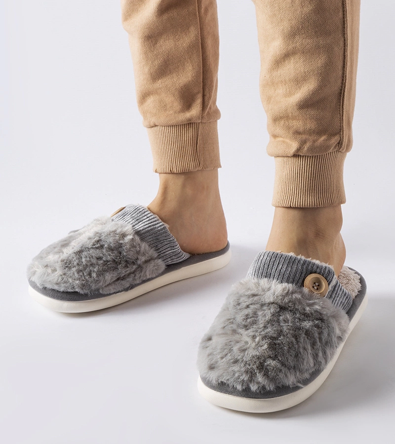 Szare ocieplane kapcie Lakeland