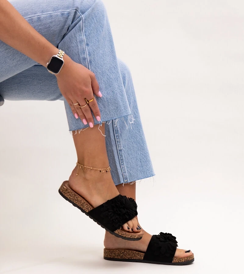 Klapki z kwiatami na korkowej podeszwie Almida