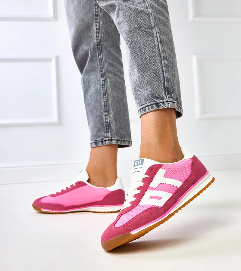 Różowe sneakersy sportowe z białymi elementami Ainslie