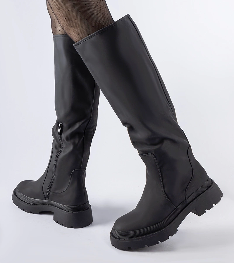 Czarne matowe klasyczne kozaki Edwards