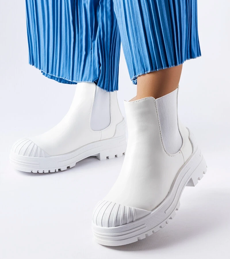 Białe workery z gumowymi wstawkami Lange