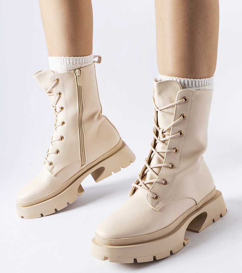 Beżowe ocieplane wiązane botki Aeroporto