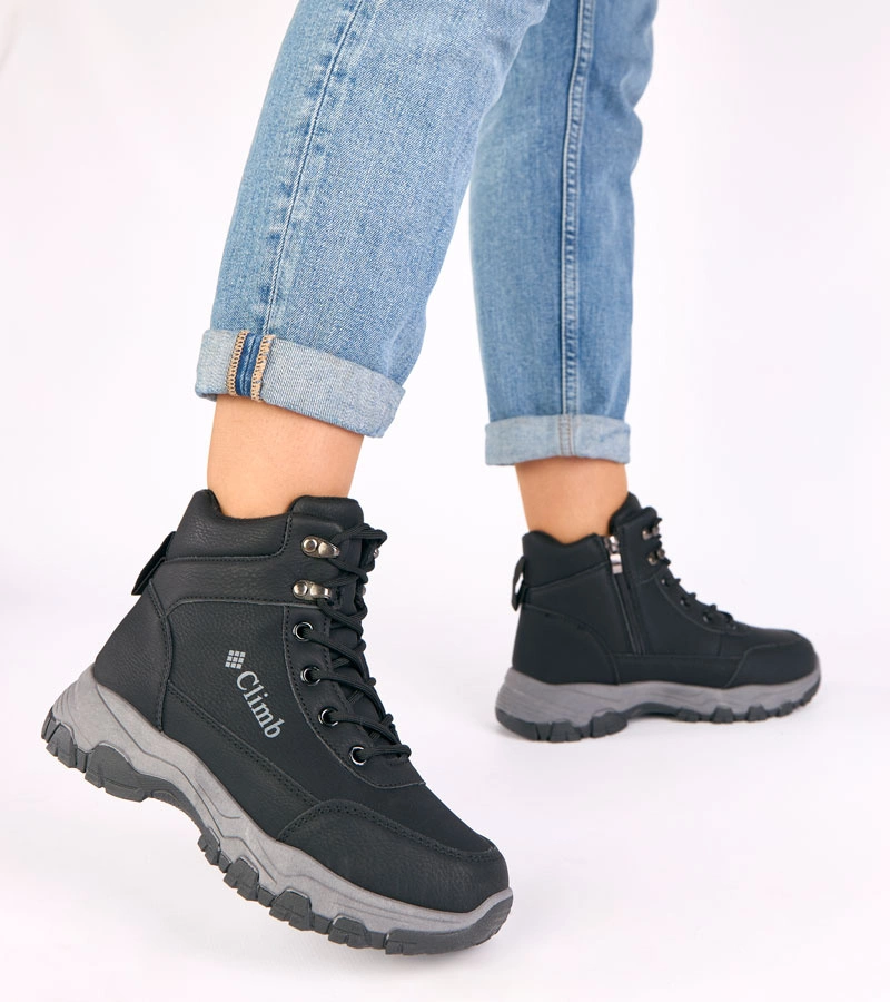 Czarne trapery na platformie Louie