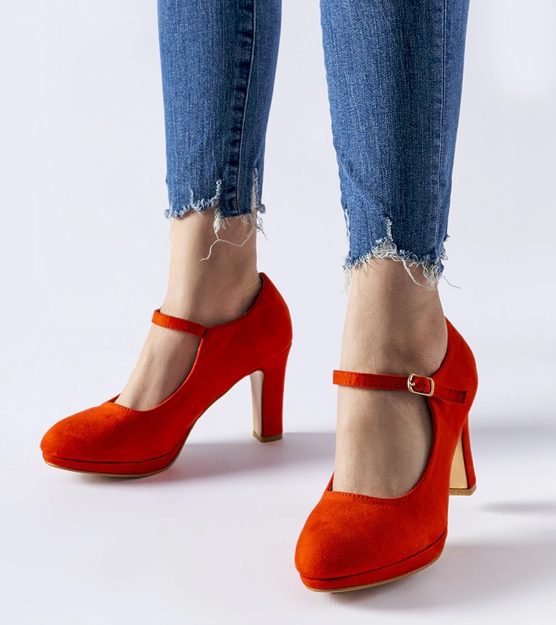 Pomarańczowe buty na słupku z zapięciem Serri