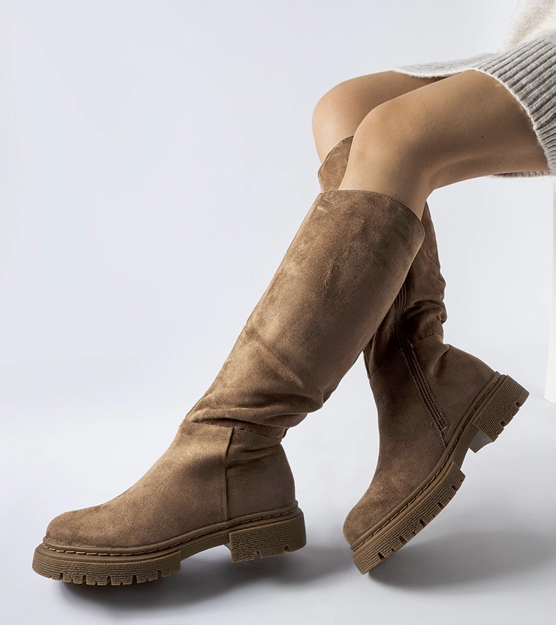 Brązowe płaskie ocieplane kozaki Millbrook