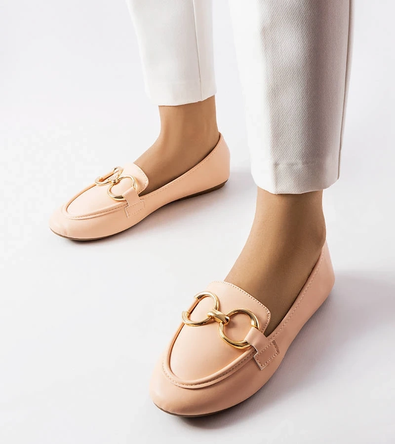 Beżowe mokasyny damskie Couturier